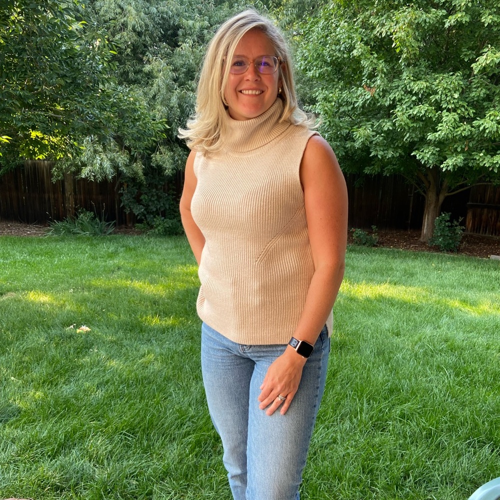 Meet your Posher, Cait